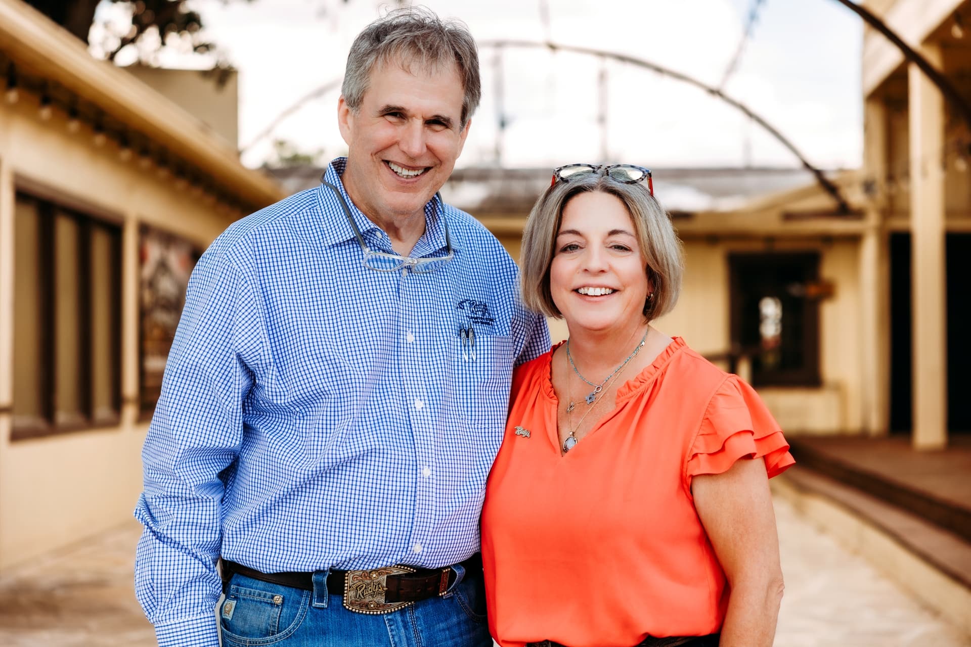 tim-louton-smiling-at-rudys-bbq-vantage-bank