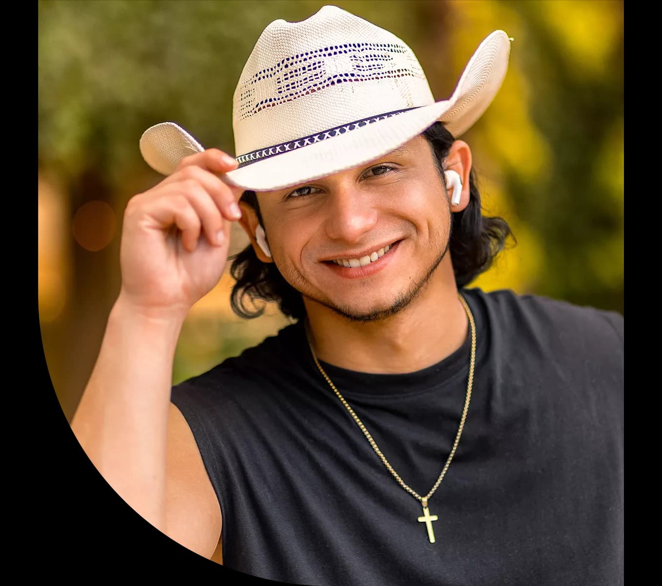 motif-shape-man-tipping-straw-hat-outdoors-vantage-bank